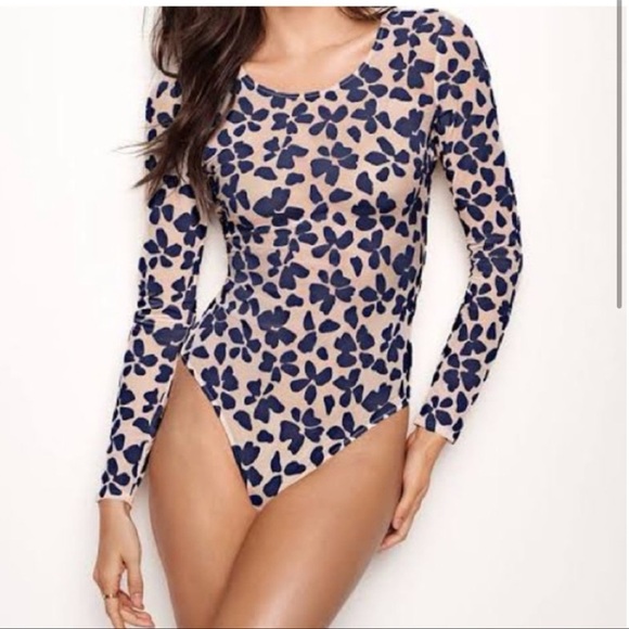 Victoria's Secret Tops - Sold! sold!